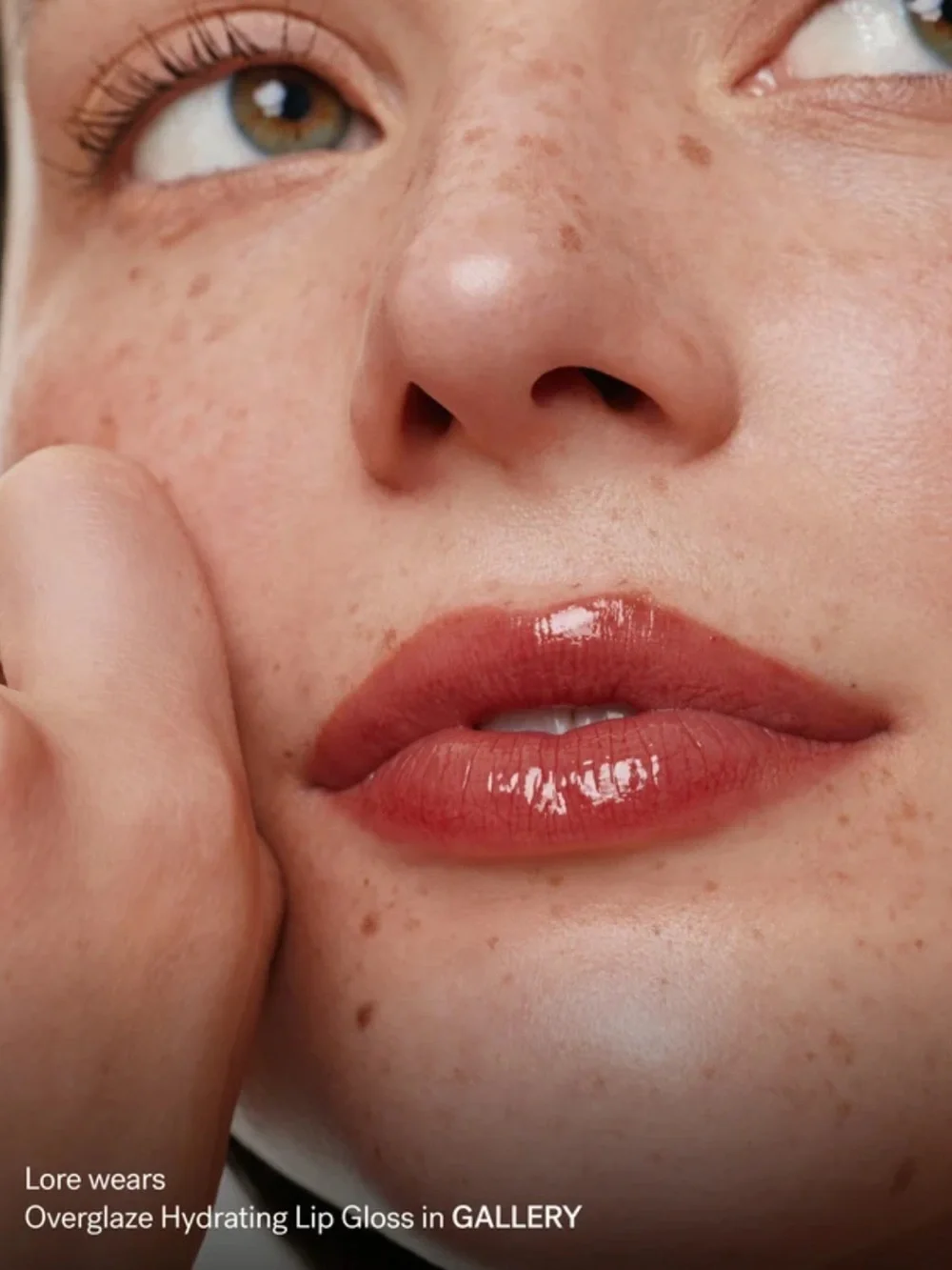 Overglaze Hydrating Lip Gloss